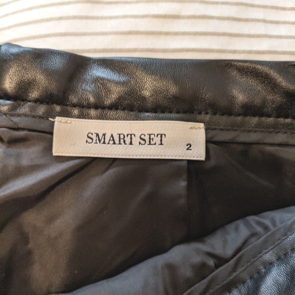 Blue woven mini skirt - Picture 3 of 6